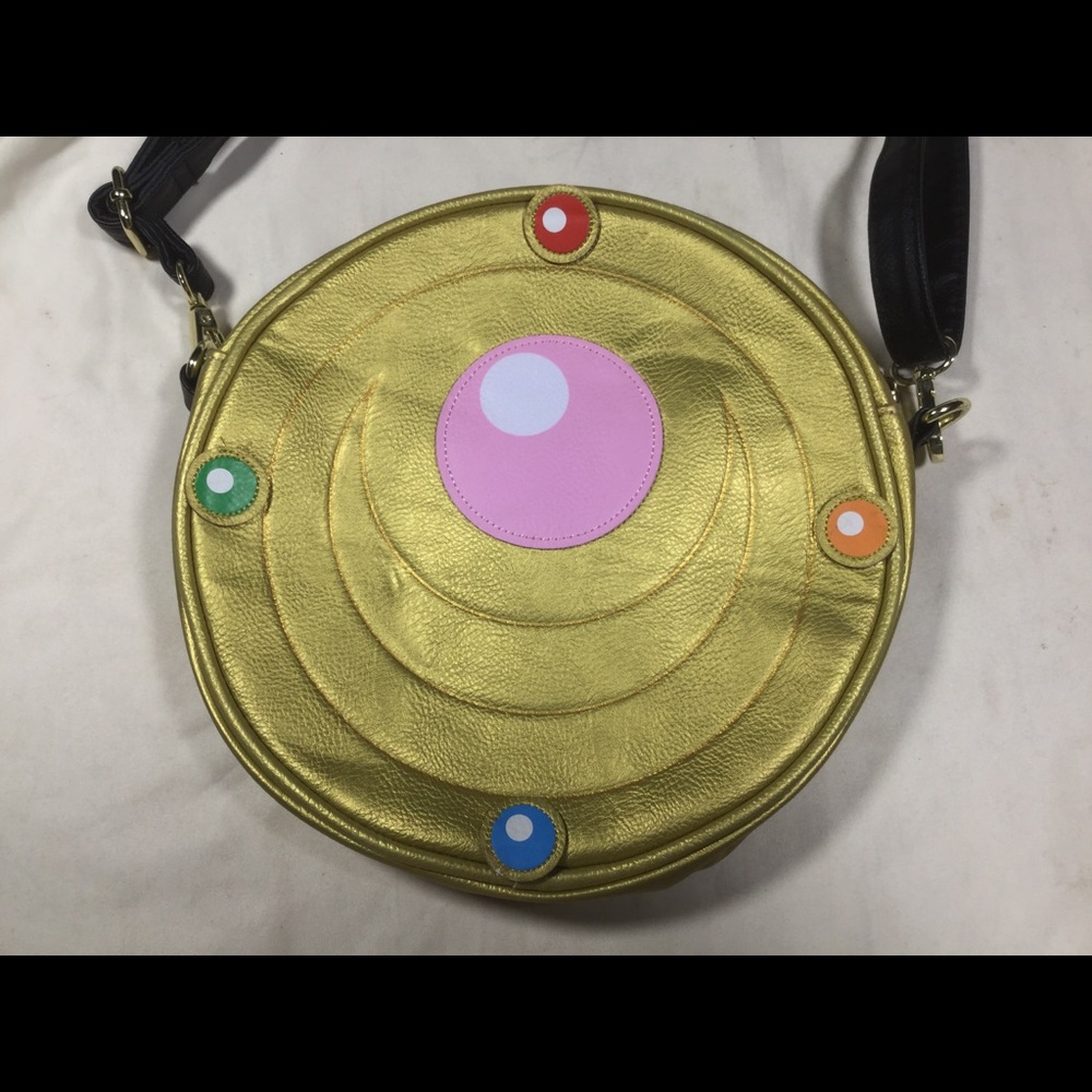 Sailor Moon Transformation Brooch Crossbody Bag - Picture 3 of 11